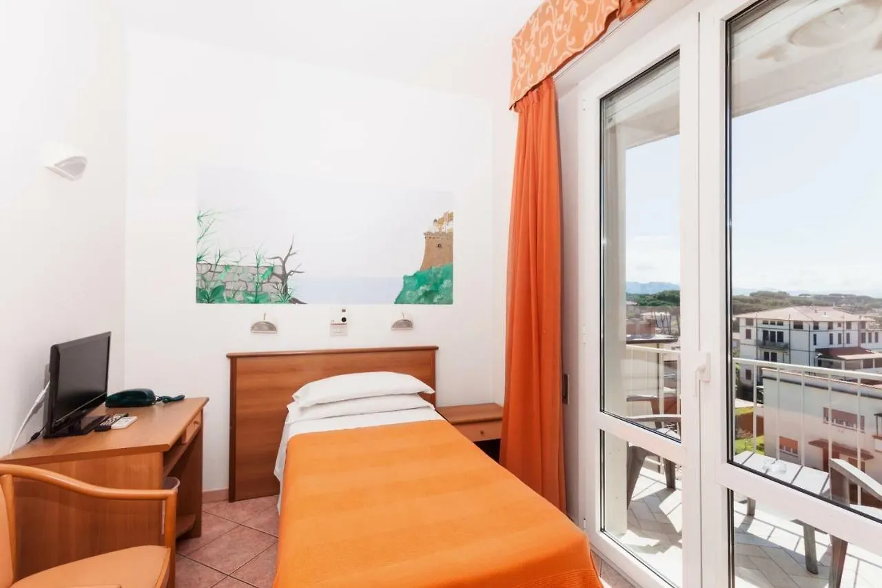 Hotel Ambasciatori Marina di Pietrasanta 3*,  Italien